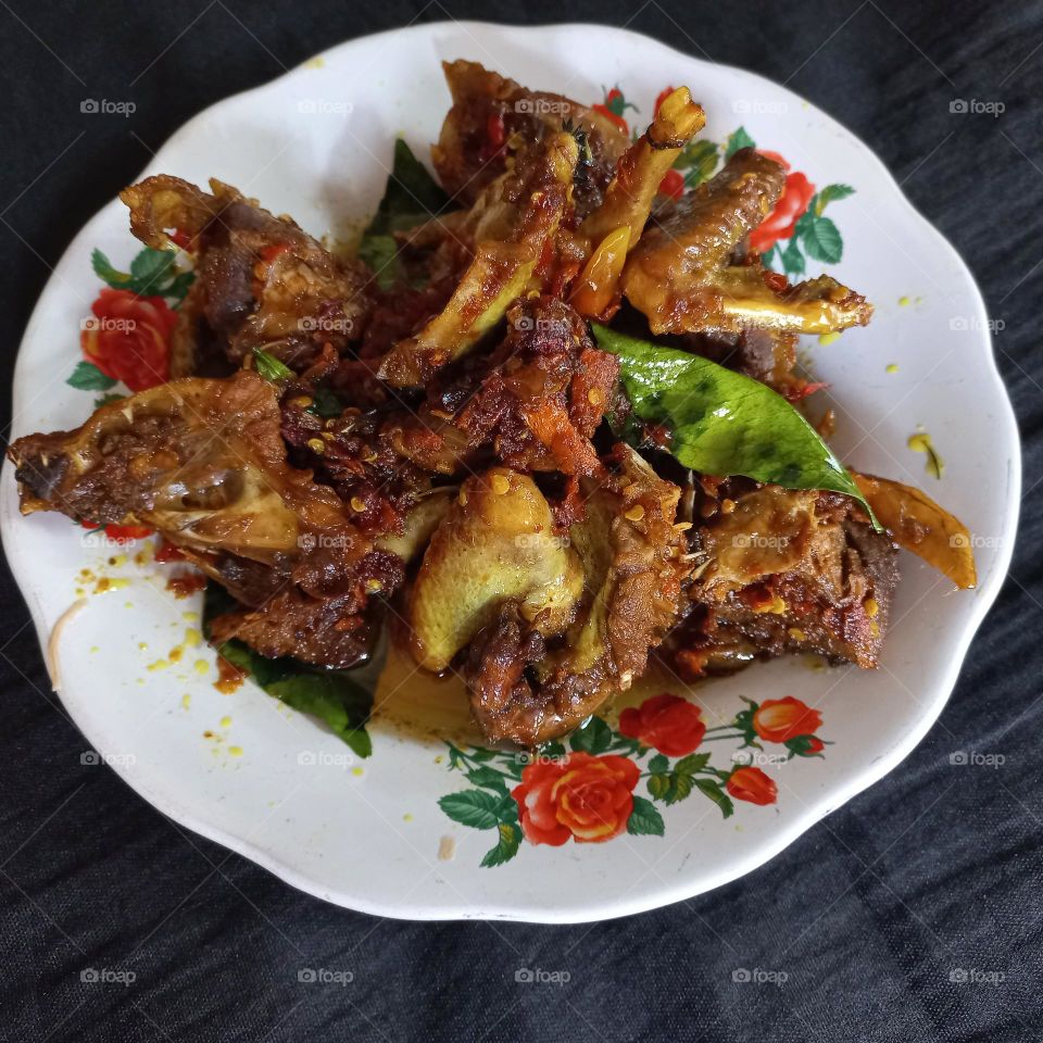 This is a dove meat dish that is ready to be served