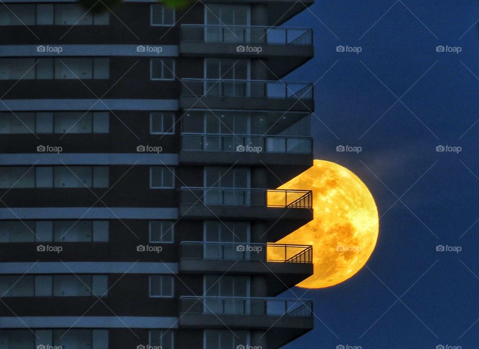 Cidade de Santos, luar visto do Emissário Submarino/Moon in Santos Beach Brazil