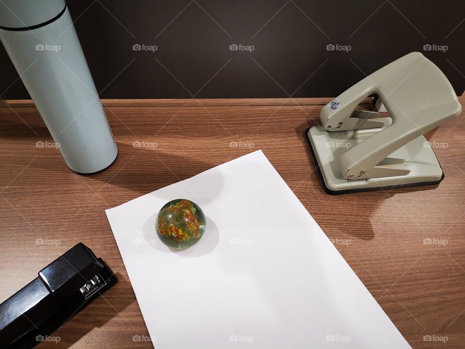 A picture from the work office with a bright morning and inspiration of activity