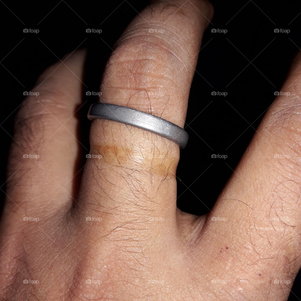 iron ring wearing is sometime danger .