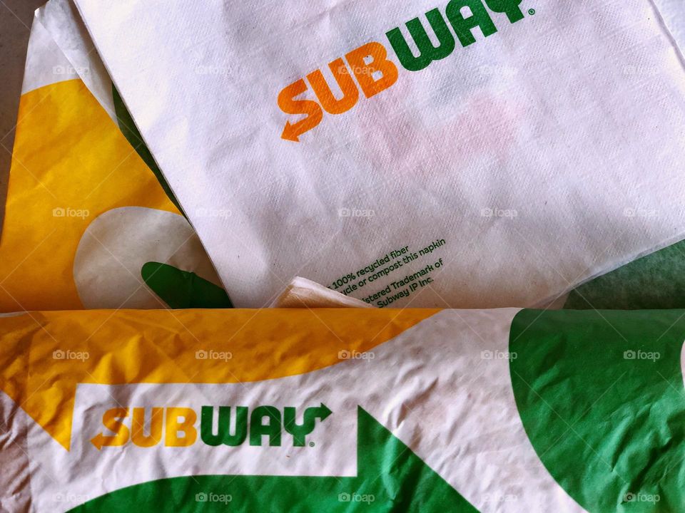 Subway sandwich, eating at Subway, eating Subway sandwiches for dinner, eating healthy, eating submarine sandwiches, eating fresh foods, eat fresh with Subway, eating sandwiches