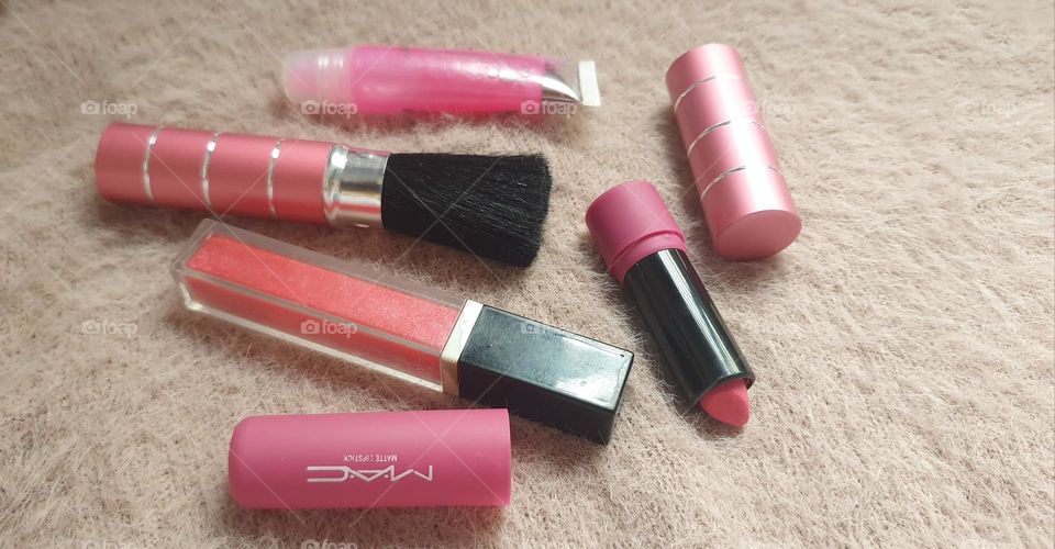 brush, gloss, lipstick, mirror, beautiful colors from day to day