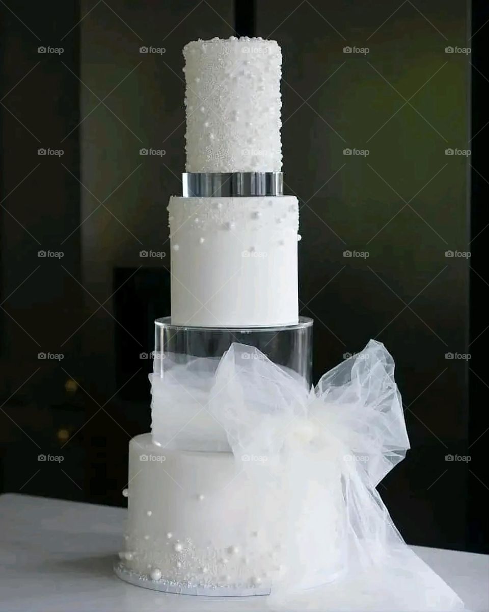 A very beautiful picture, and there is no better picture than it. There is no better picture of green herbs and colorful, red and white roses than it. Glory be to God, the natural and picturesque view, and there is no more