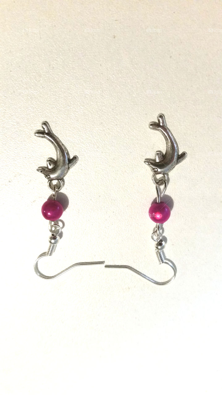 earrings delphin