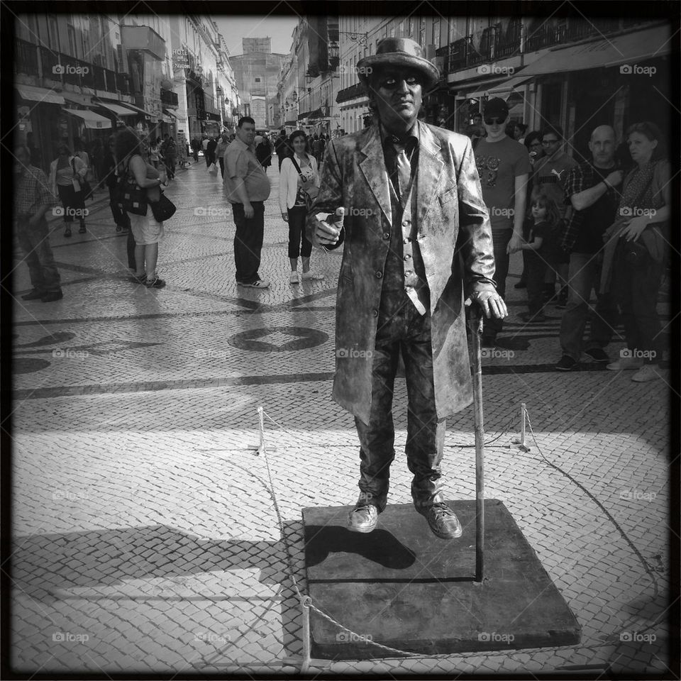 Street performer, Rua Augusta, Lisbon, Portugal, 2013