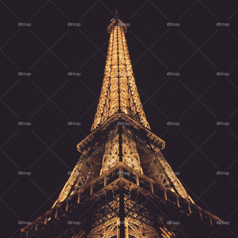 Eiffel tower at night