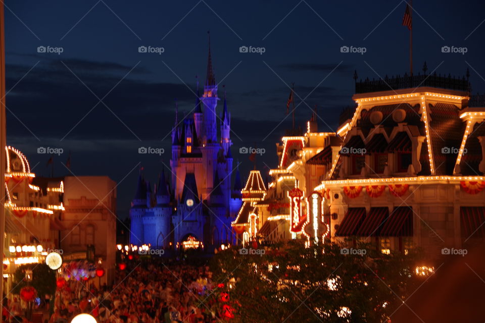 Night shot of Cinderella’s Castle at Disney 