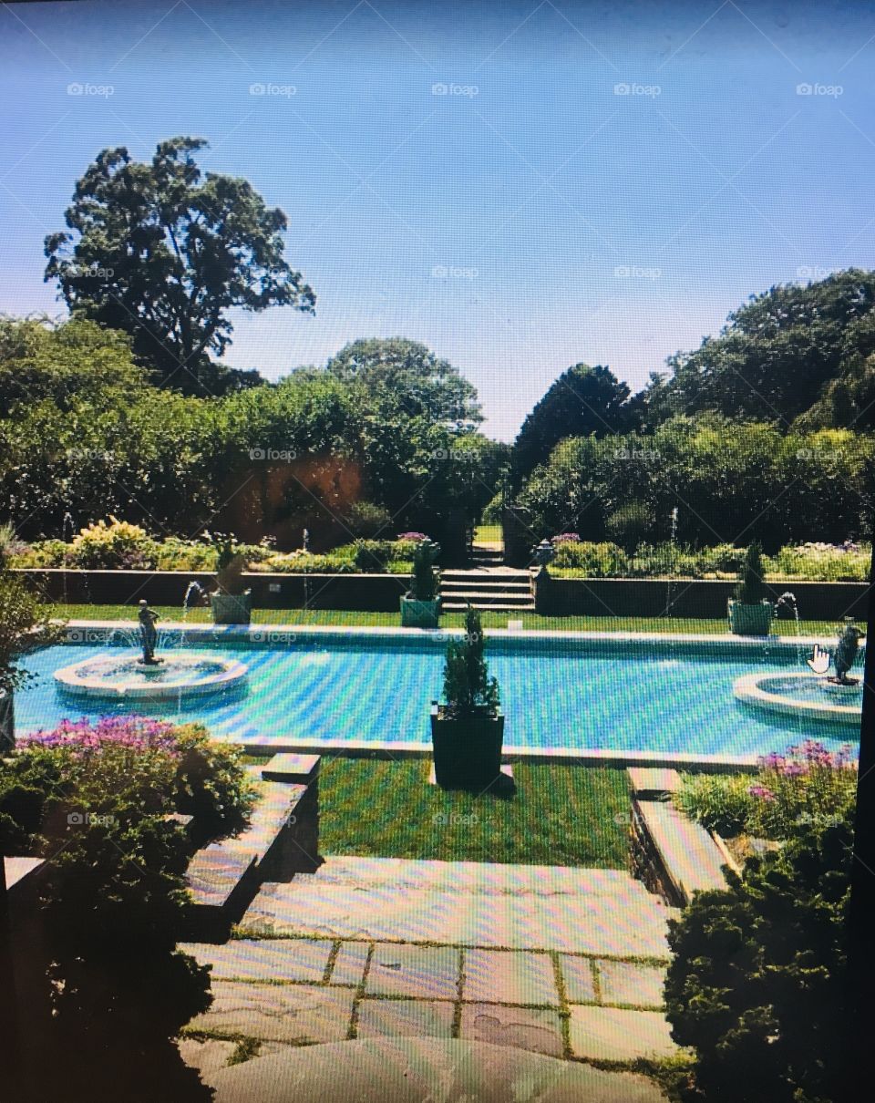 Long Island mansion pool side 