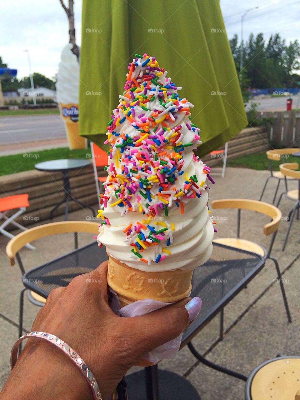 Ice cream cone! How can I resist!