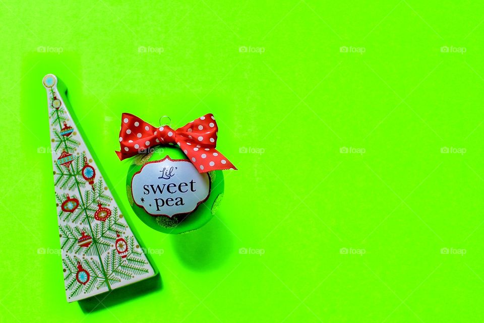 Christmas Tree & Sweet Pea Ornament 