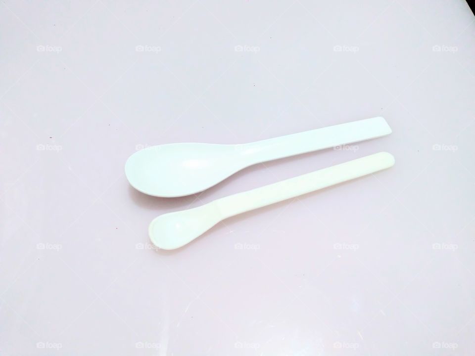 plain plastic spoon