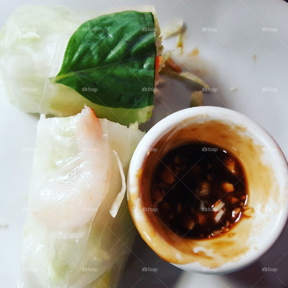 Fresh Thai Shrimp Spring Rolls with Peanut Dipping Sauce