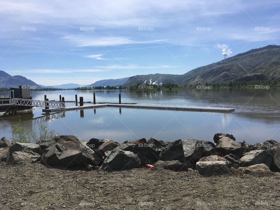 Float plane dock