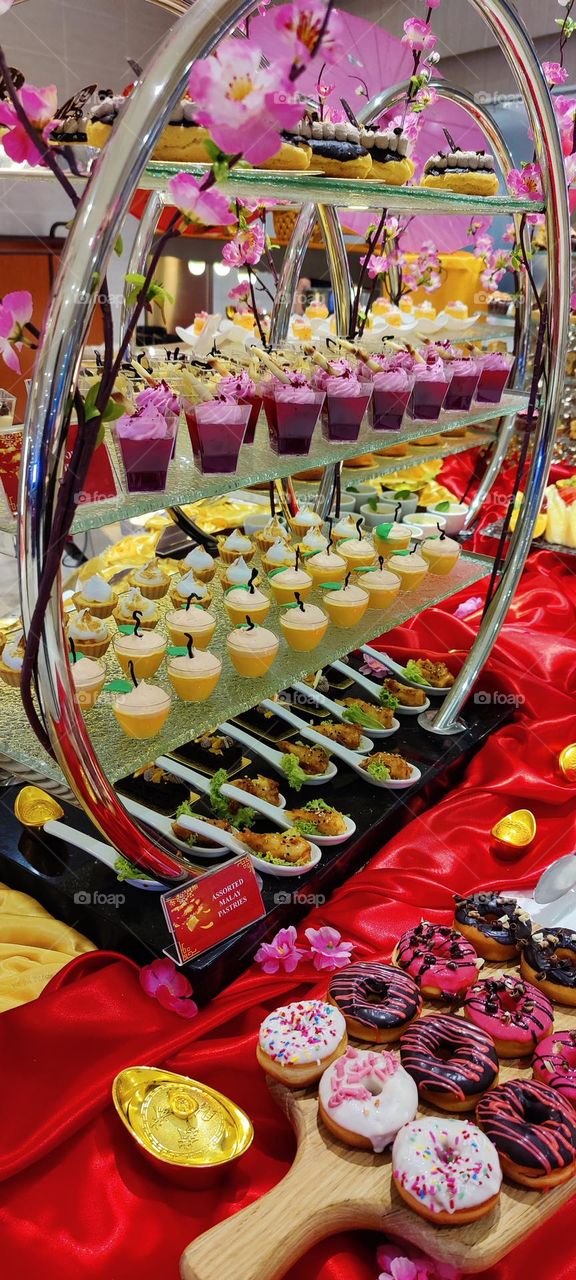 A colorful combinations of delicious 😋 desserts on buffet is beautiful 😍 chef made Special at the end of dinner. Food Exploring moments