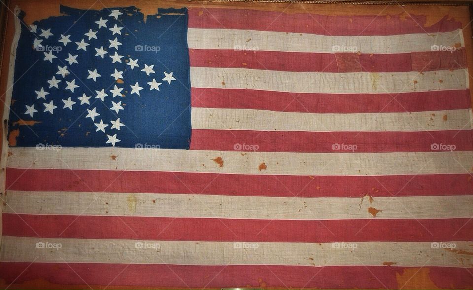 "This flag was purchased on April 14, 1865, the day Lincoln was shot, and flown at Rocky Hill, N.J."