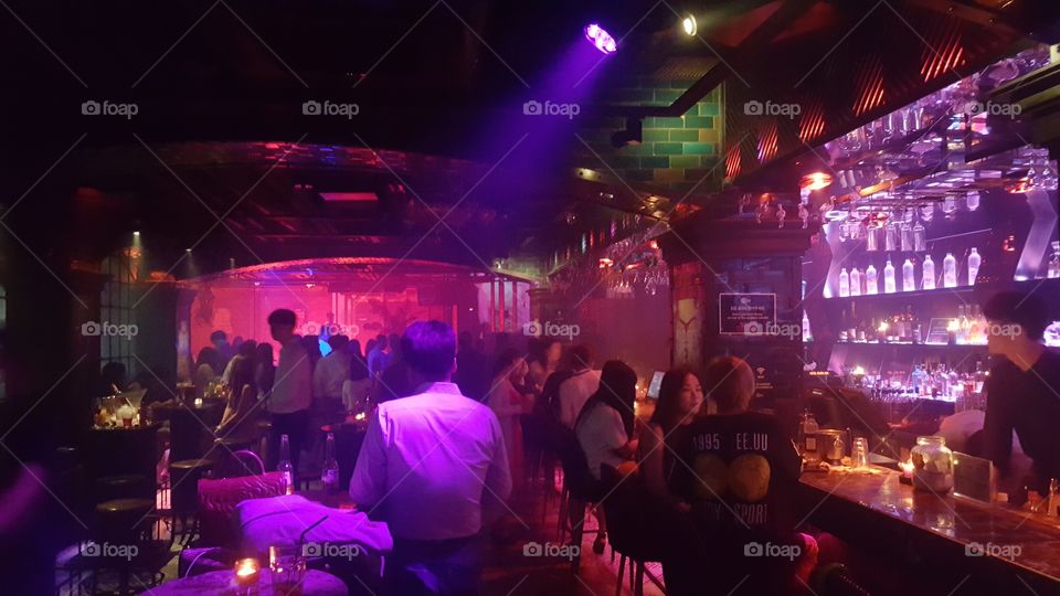 Clubbing in Itaewon