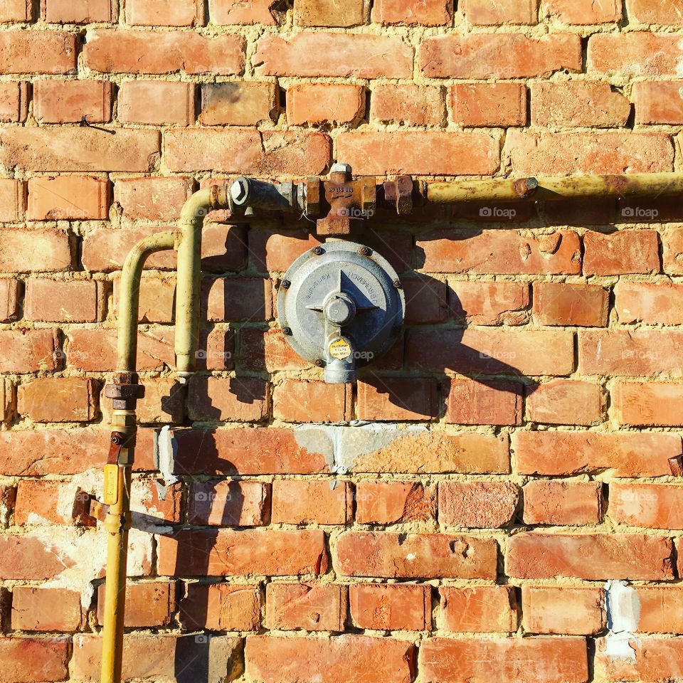 Brickwall pipes