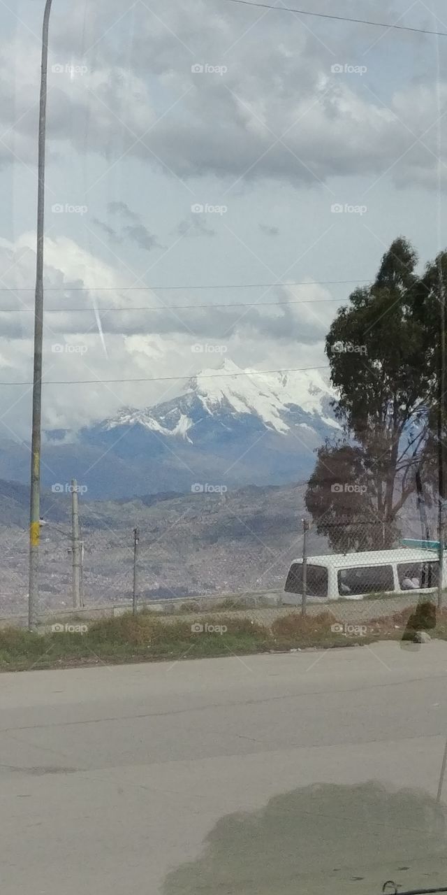 Mountains overlooking La Paz, Bolivia