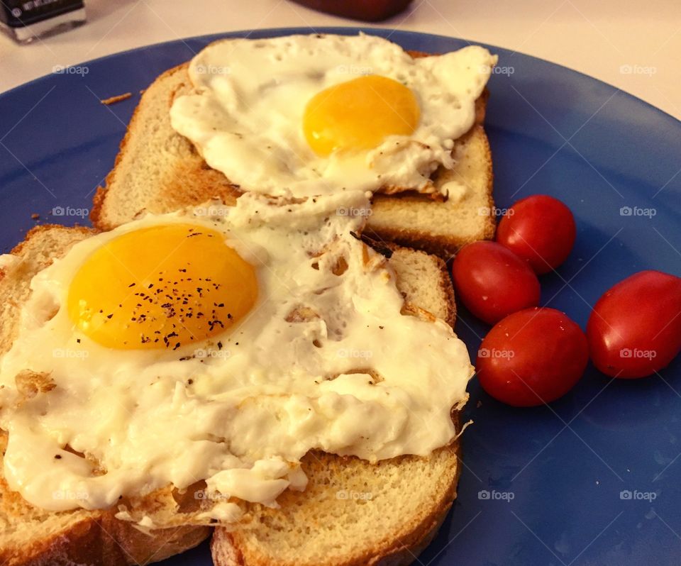 Eggs and toast 