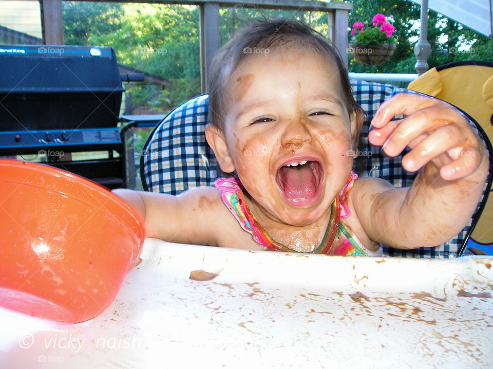 Eat all the food! First ice cream & of course she ate it all! Well maybe some of it escaped to her face, hands, hair, body, table, deck...  But I know you know it was good just from her expression! “I scream for ice cream!” 🍦