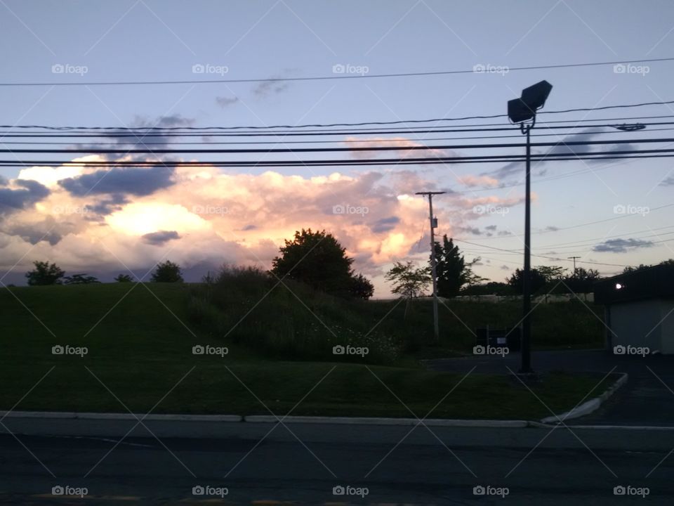 I love the sky. pic taken in August 2015 in northern New Jersey in the evening.