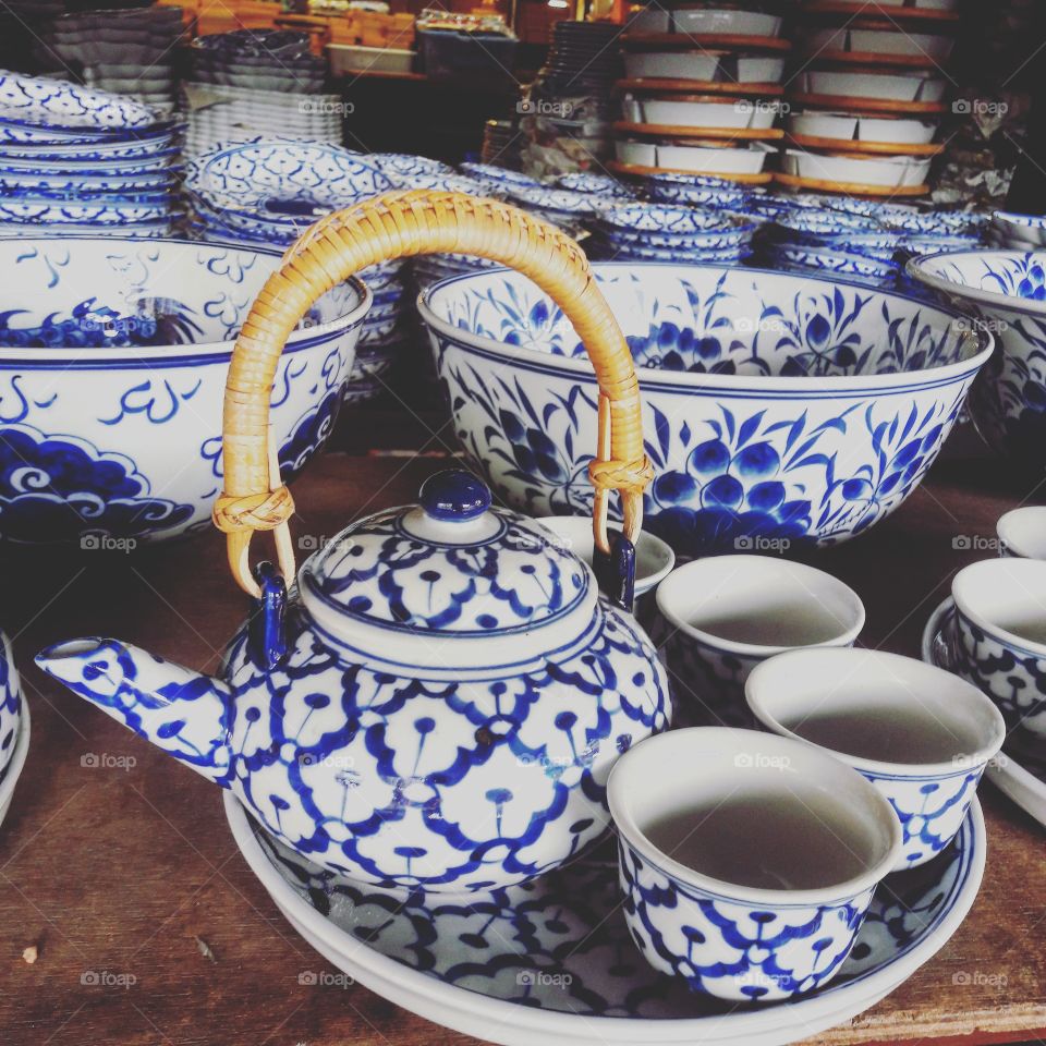 Tea Pot Set Display