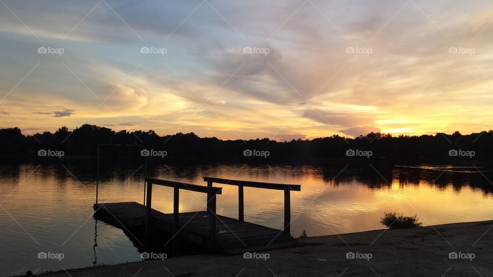 Dusk at the lake