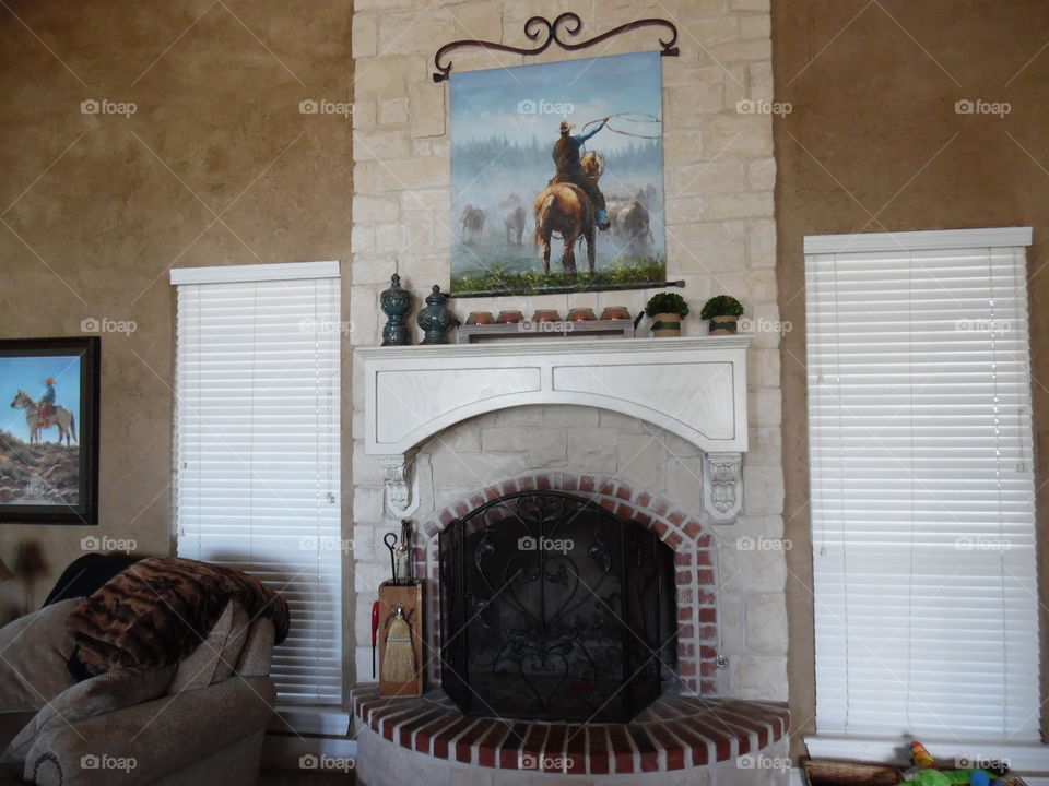 Fireplace mantle