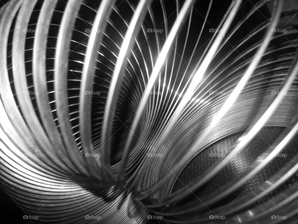 Slinky black and white