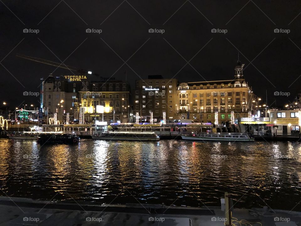 Amsterdam by night 