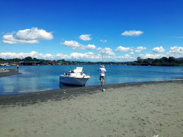 fishing. rive