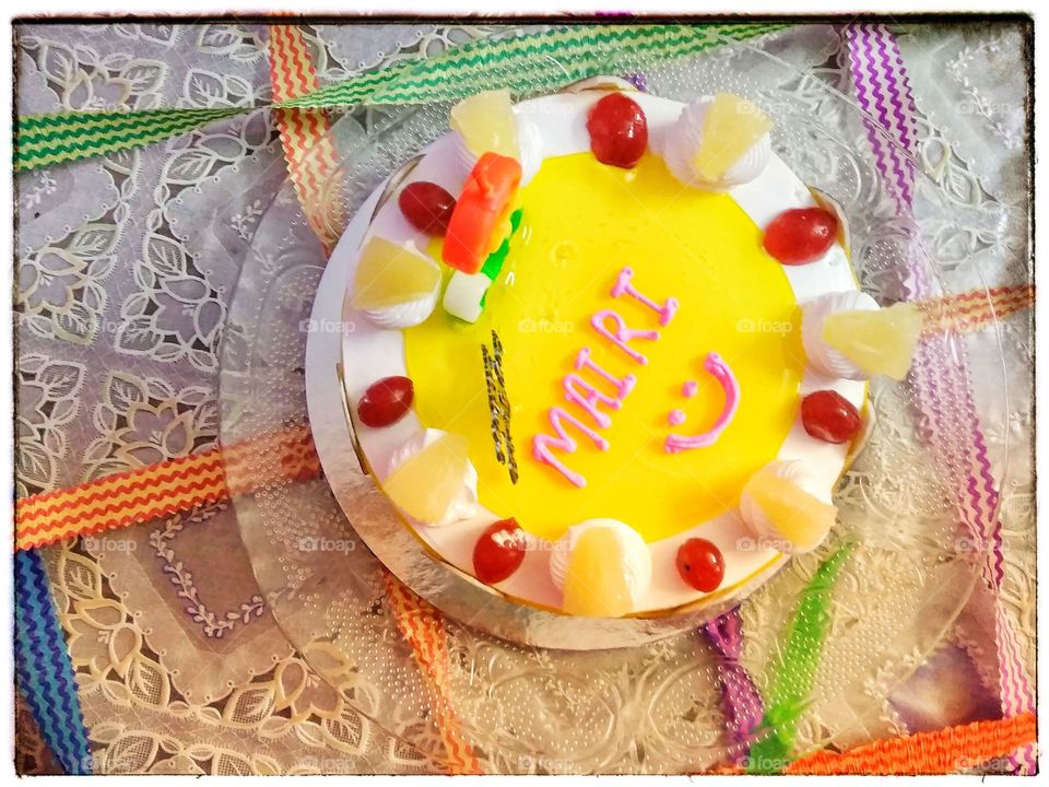It is a very nice 😎 bright colourful awesome 🍰 amazing exciting cute bright birthday party cake
