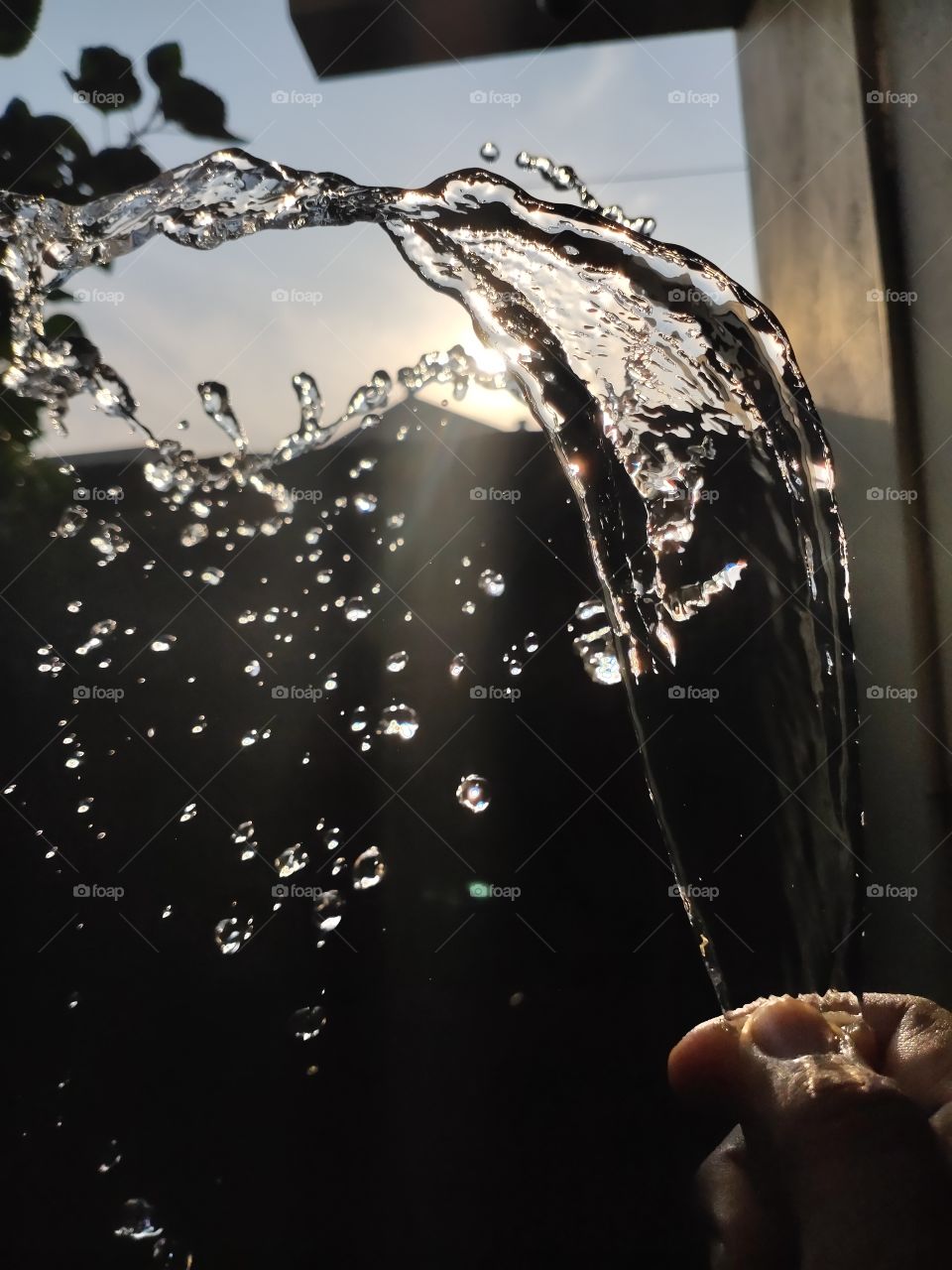 Water Flash creates best art form which take us to the imaginary world of Color and Happiness