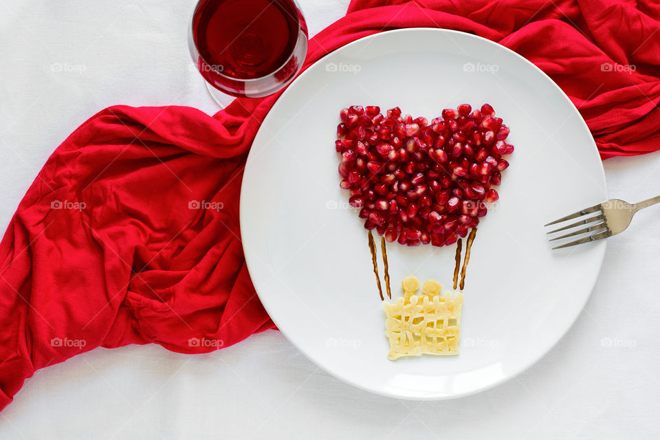 Food art. Air baloon with adults. Pancakes