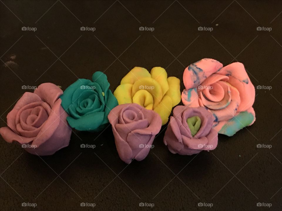 Clay roses 