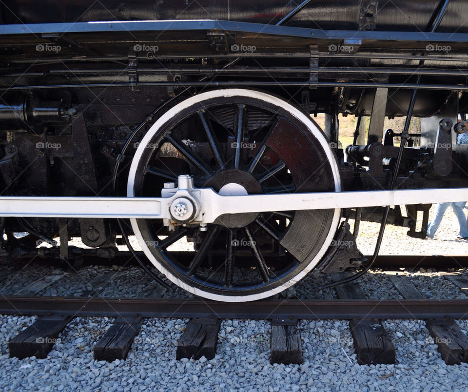 TRAIN WHEEL