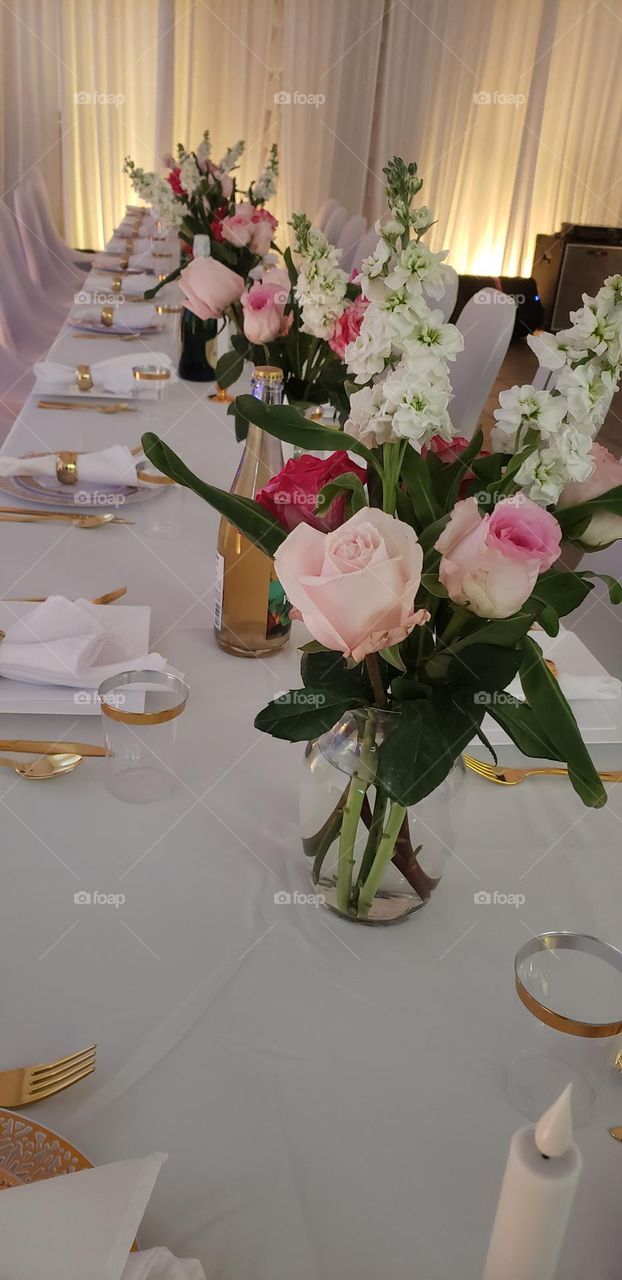 minimalist wedding 💒 😍