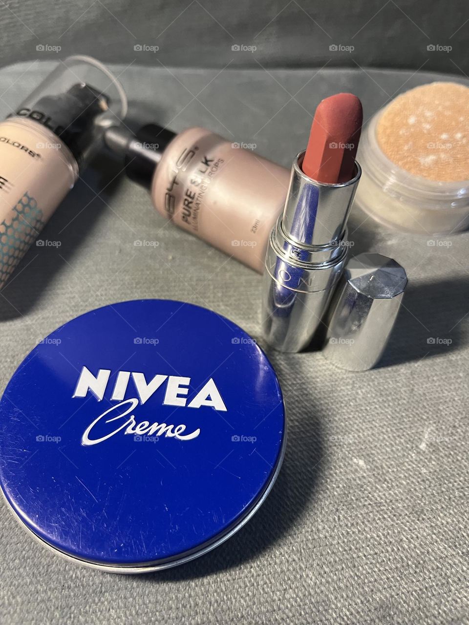 Geometry circles at the nivea creme