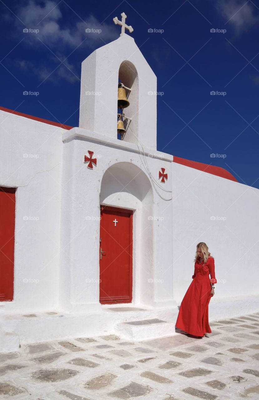 Temple in white and red