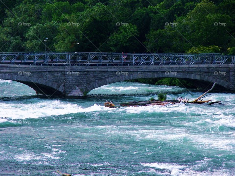 Scenic bridge 