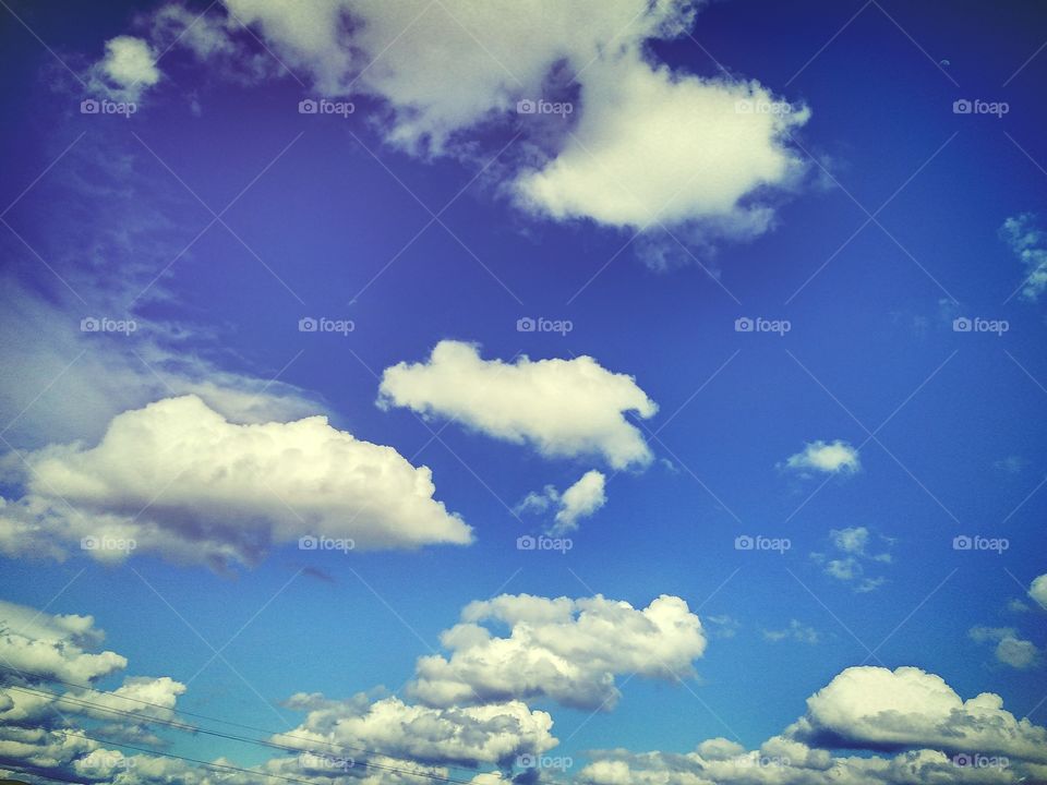 beautiful blue sky and white clouds