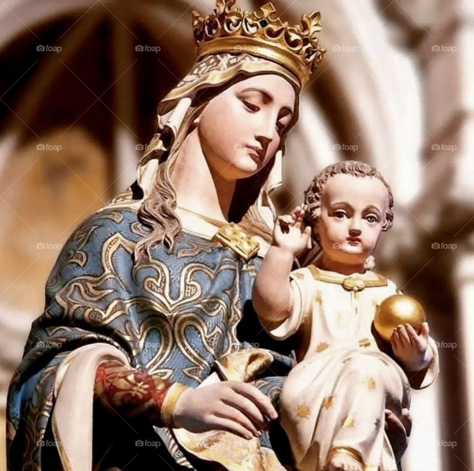 🙏 🇪🇸 Oh Maria, ruega por nosotros que recurrimos a ti.  Amén.  🇧🇷 Ó Maria, Nossa Senhora, rogai por nós que recorremos a vós. Amém. / 🇺🇸 O Mary, pray for us that we turn to you.  Amen. / 🇮🇹 O Madonna, prega per noi che ci rivolgiamo a te. Amen. 