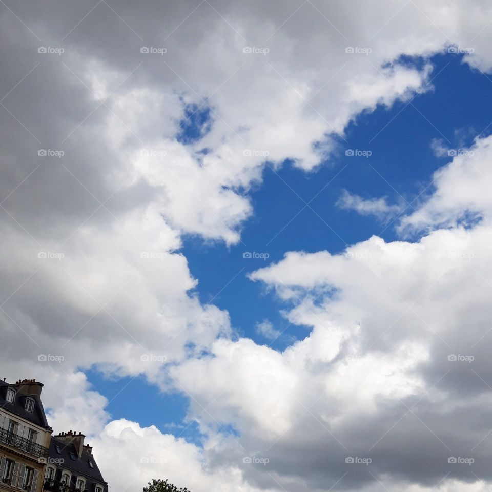 nuages à Paris