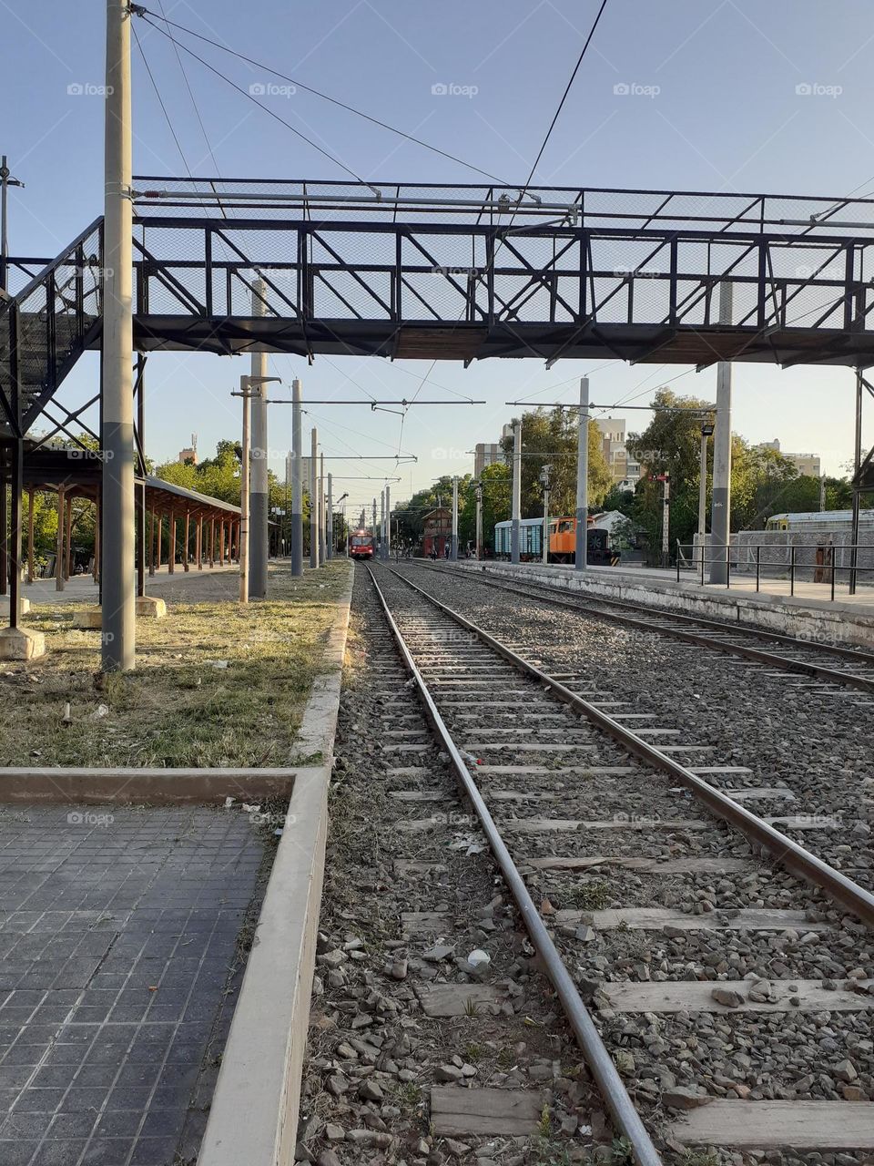 estructura ferroviaria y puente, metal