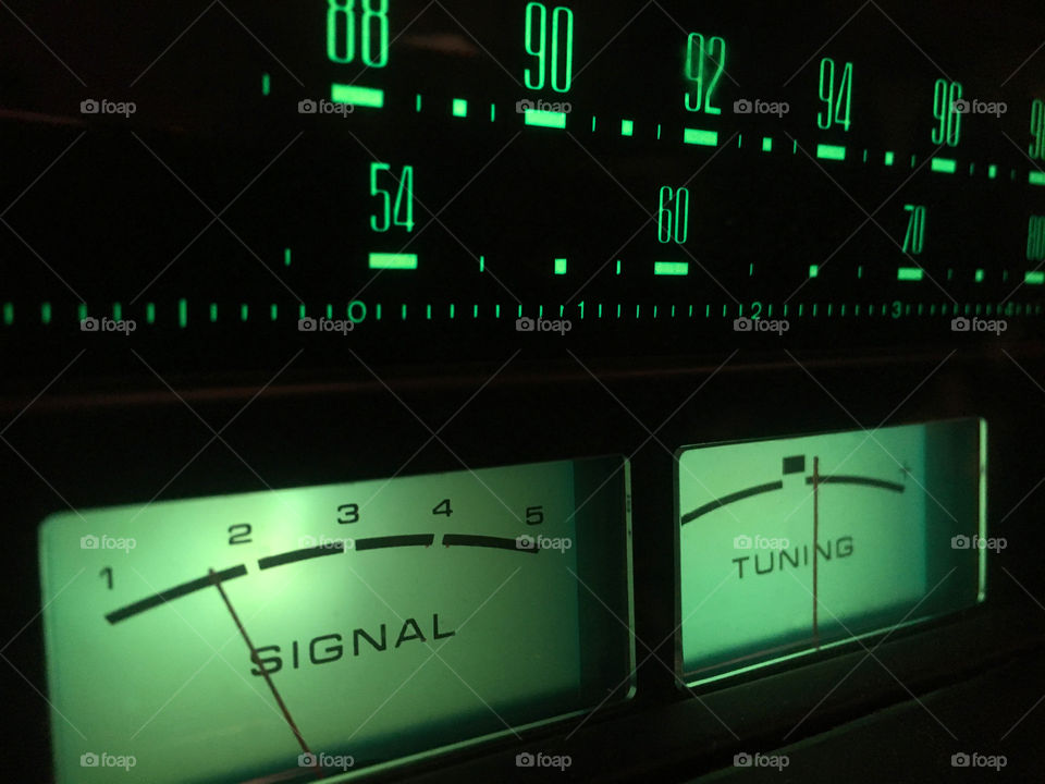 Control panel of a radio tuner