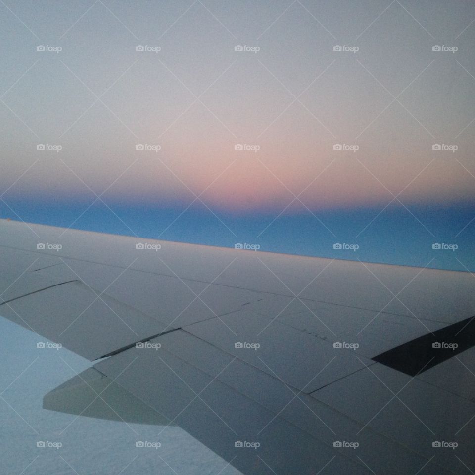 Pretty sunsets in the plane 