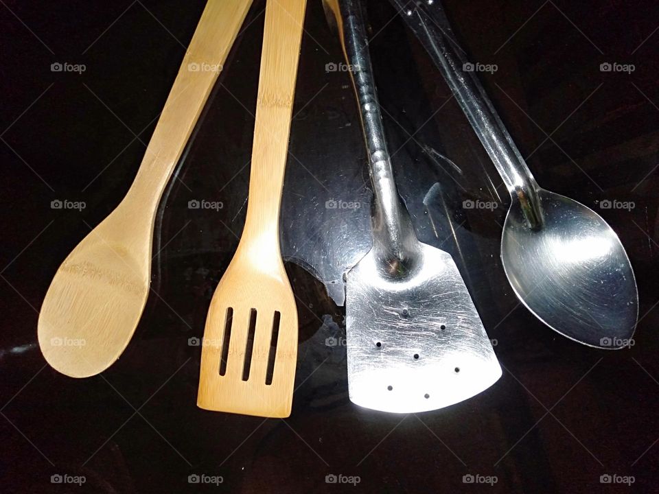 Choose between wooden organic ladle and spatula versus stainless ladle and spatula!