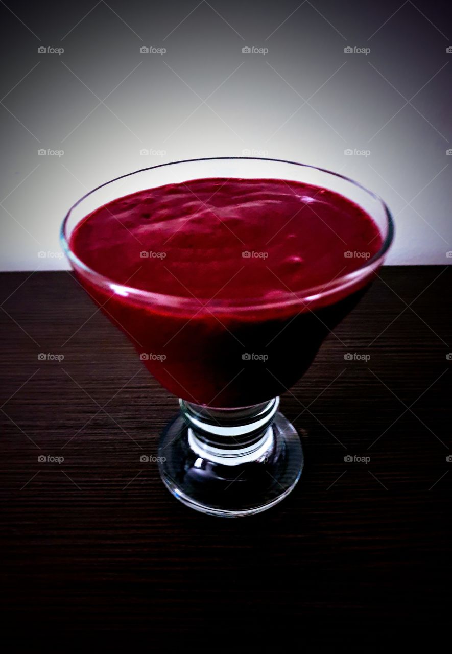 Black berry and banana smoothie