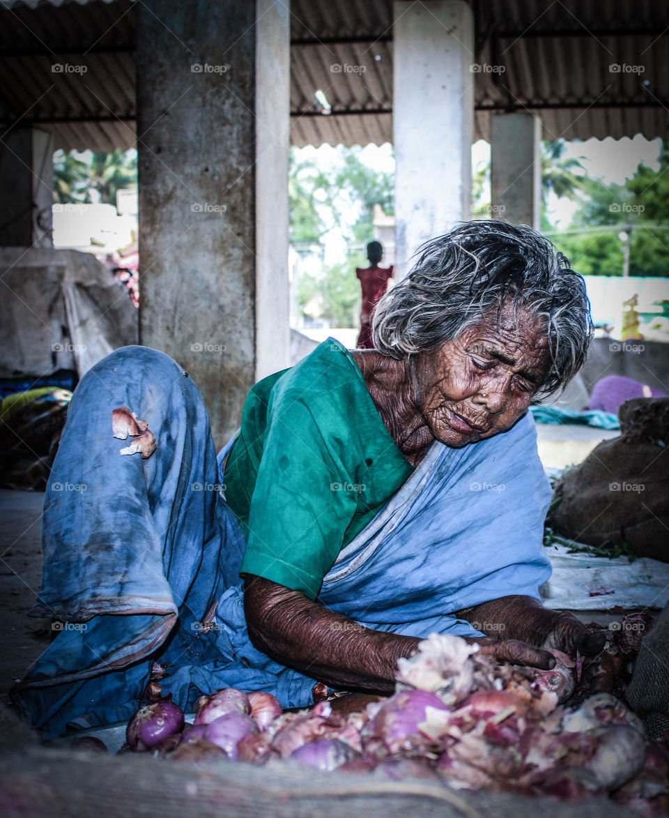 she works at the age of 96.

Stunning photo of an older which proves you don't have to be young to be beautiful! 

 she from India.

Like knowledge and experience, beauty also needs to develop ♥♥

I wonder what she is thinking about.my heart breaks for her.

Imagine all the stories behind her face.

Lived a long time

#FOAPNATION
https://foap.com/foap-missions/share-your-personal-story
naveen_rio