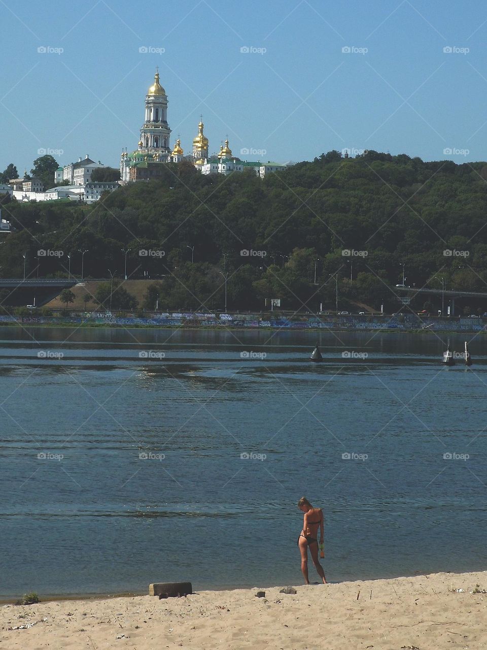 the Dnieper river in the city of Kyiv